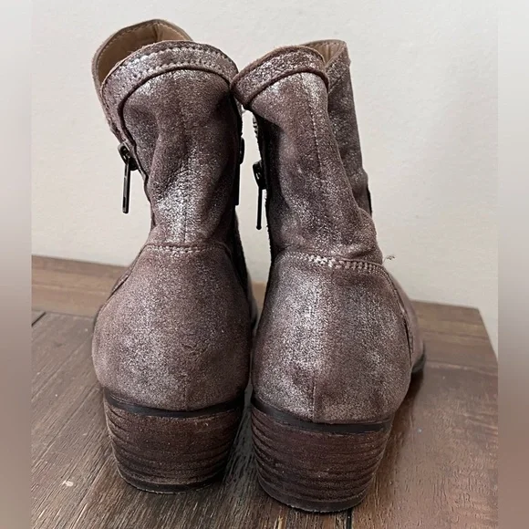 Seychelles Lucky Penny Metallic Pewter Boots Booties Womens size 10 - Picture 8 of 9